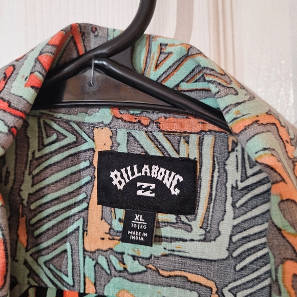 Billabong button down mens XL - Picture 2 of 3